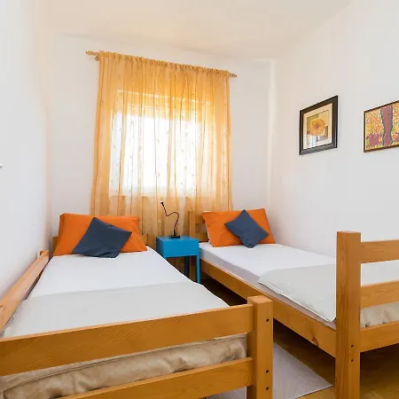Tessa Apartment Porec